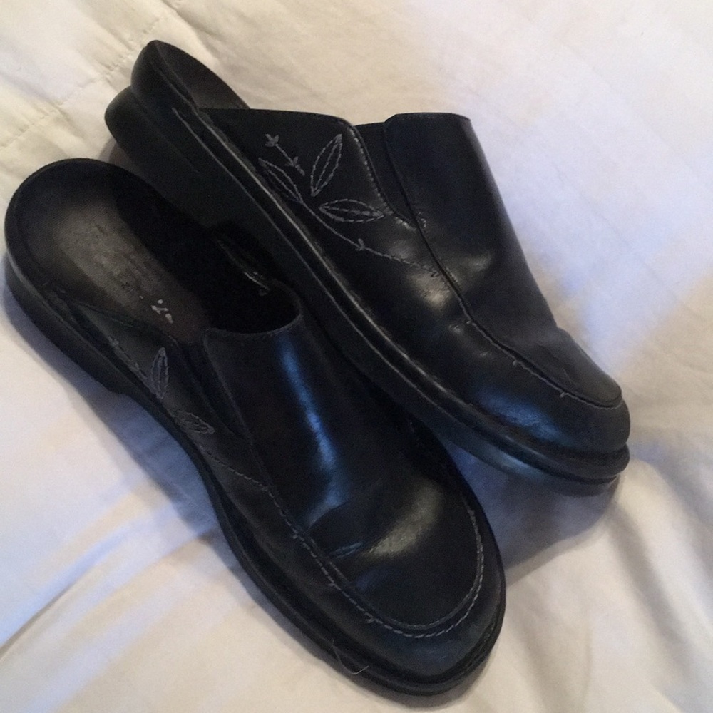 Clark’s black shoes